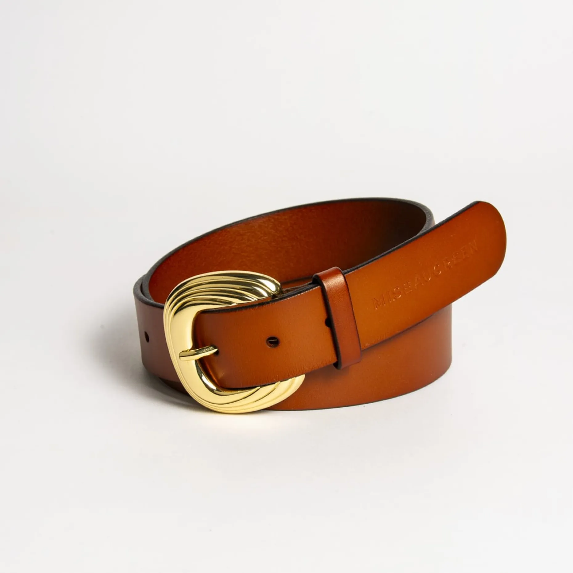 Femme Mise Au Green Ceinture signature avec boucle travaillée