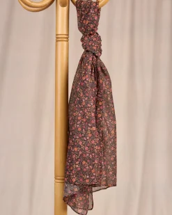 Femme Mise Au Green Chèche Christi