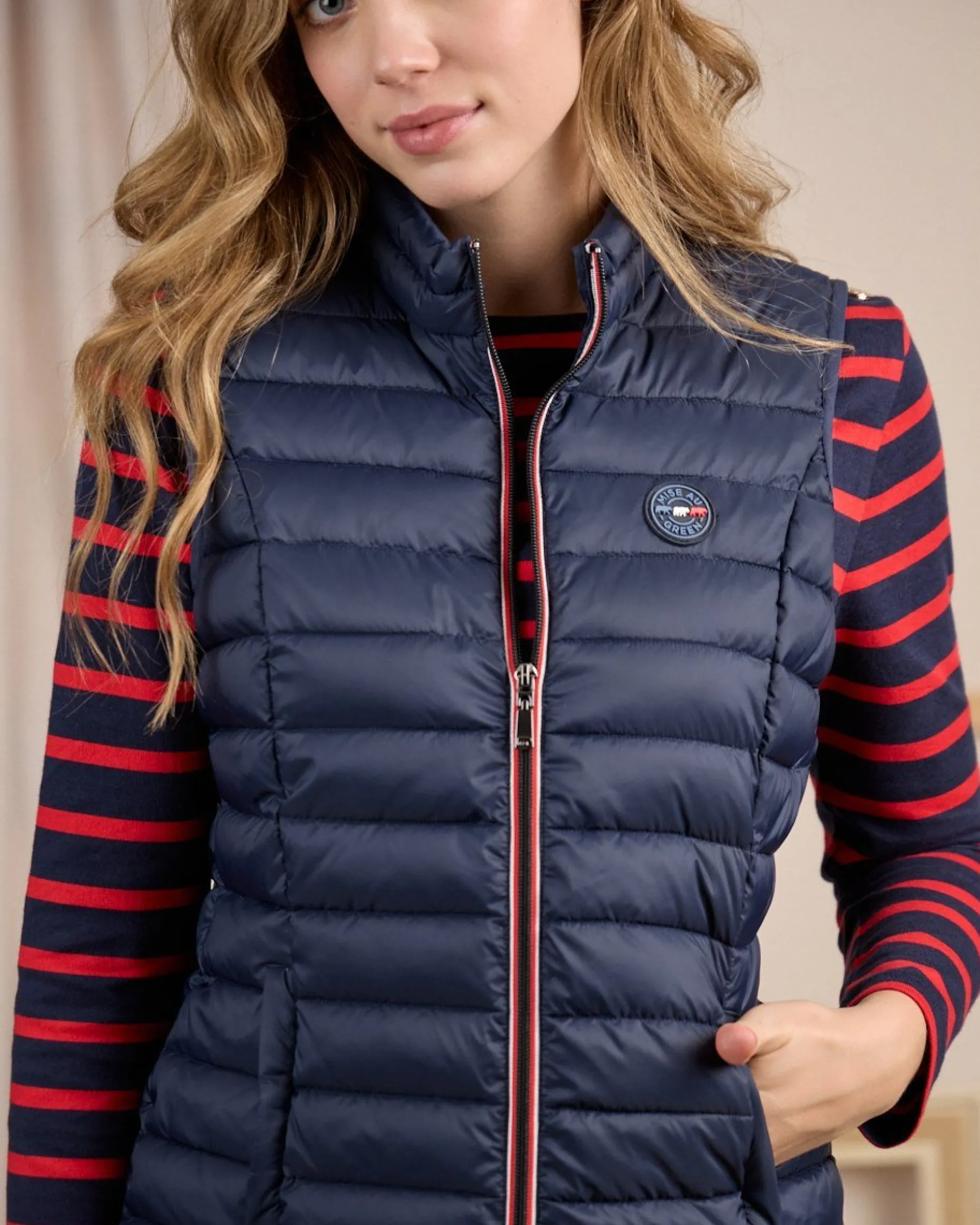 Femme Mise Au Green Doudoune détails tricolores bleu marine