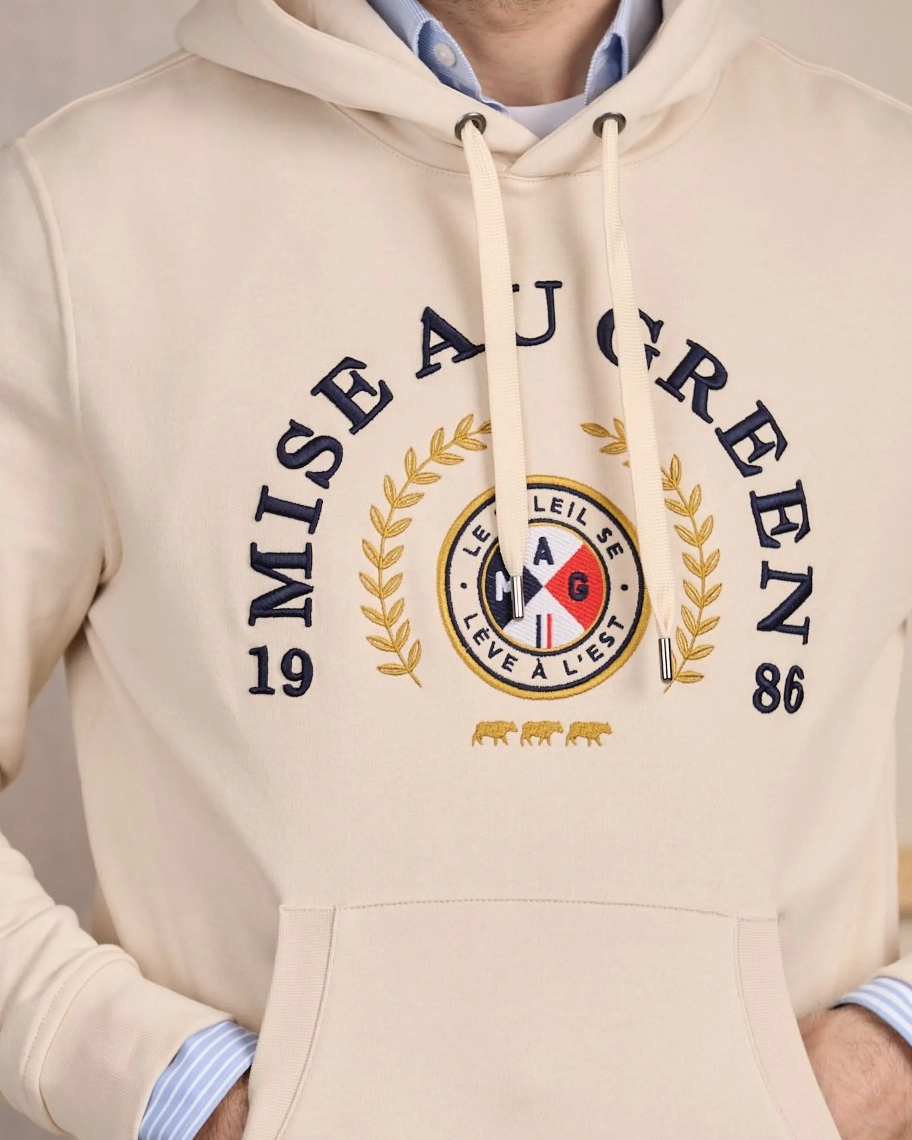 Homme Mise Au Green Hoodie blason