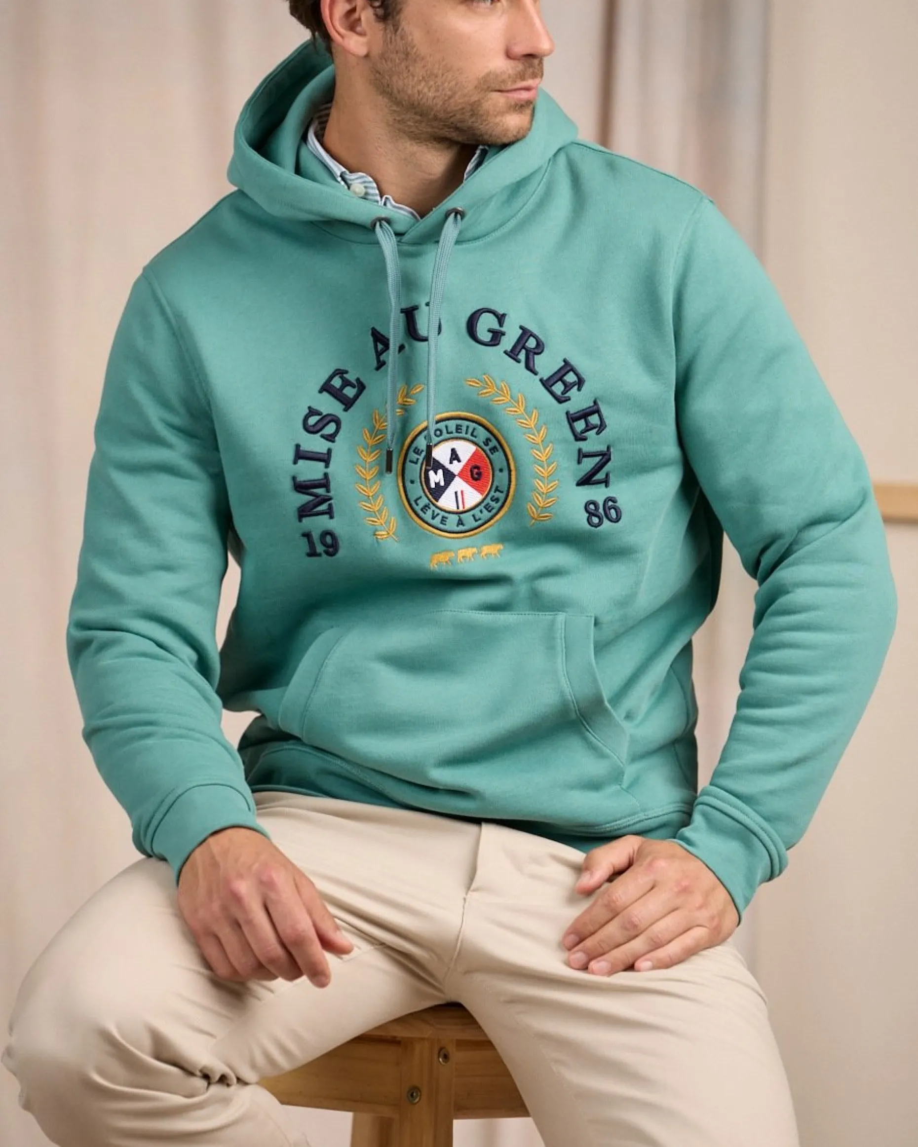 Homme Mise Au Green Hoodie blason