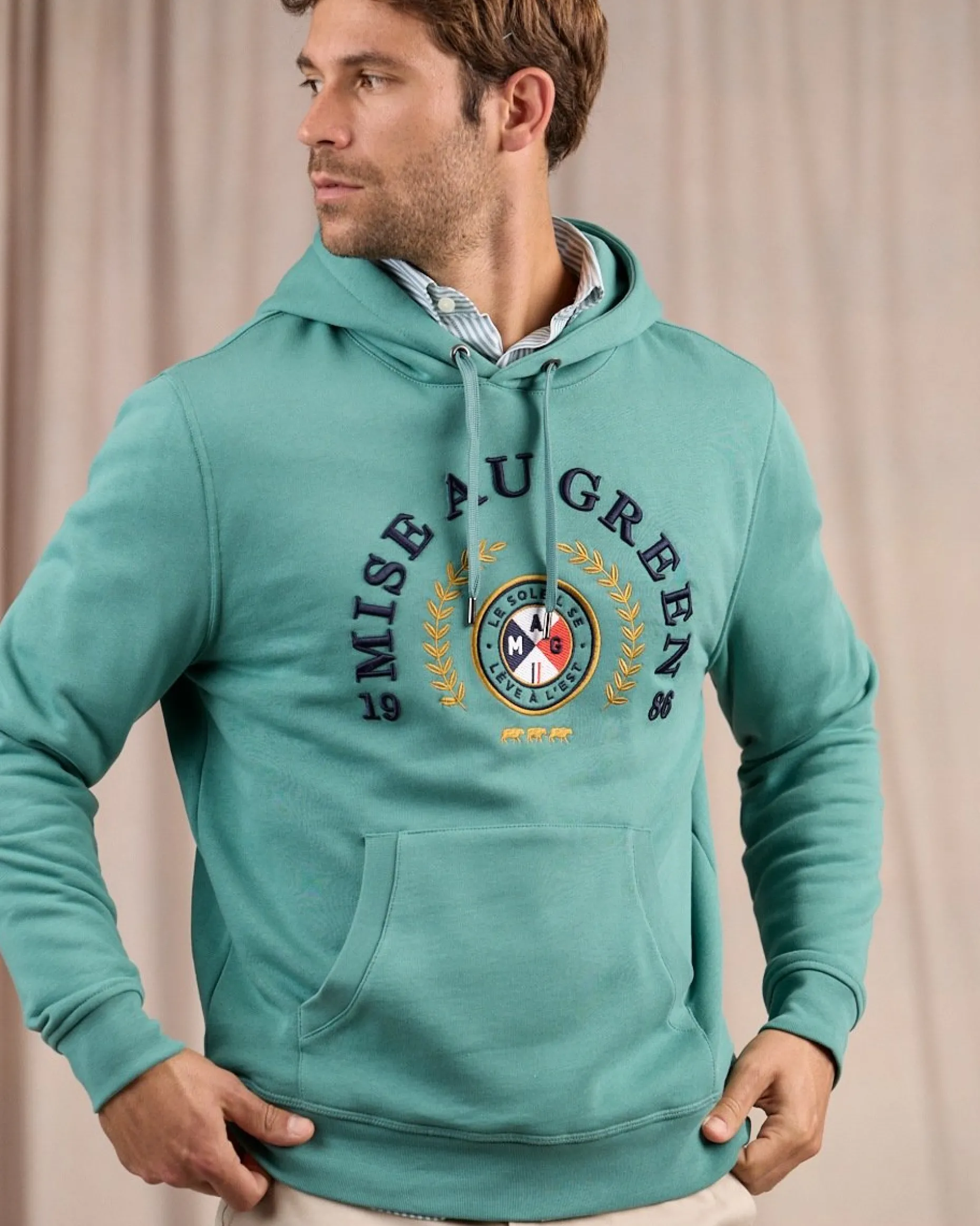 Homme Mise Au Green Hoodie blason