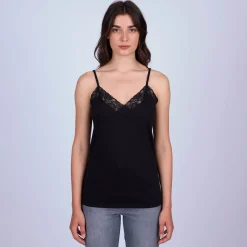 Femme Mise Au Green Top à dentelle