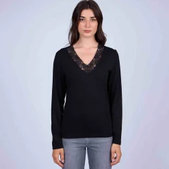 Femme Mise Au Green T-shirt à dentelle